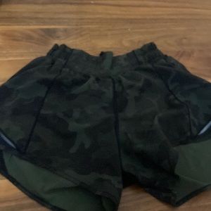 lululemon hotty hots